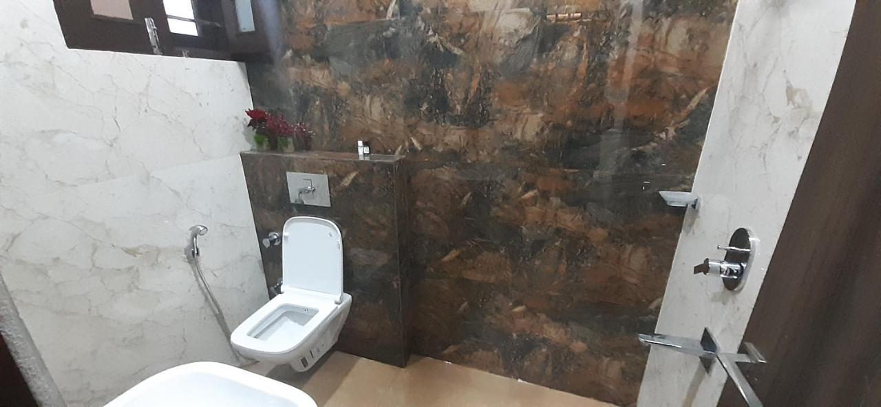 Amor Hotel Gangānagar Eksteriør bilde