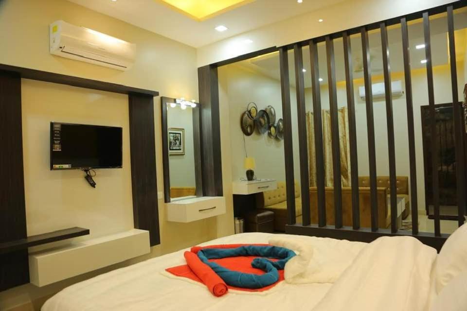 Amor Hotel Gangānagar Eksteriør bilde